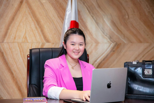 "CEO nhỏ tuổi nhất Việt Nam": Là con gái Hoa hậu Việt, mới 13 tuổi đã sở hữu bất động sản 200 tỷ đồng