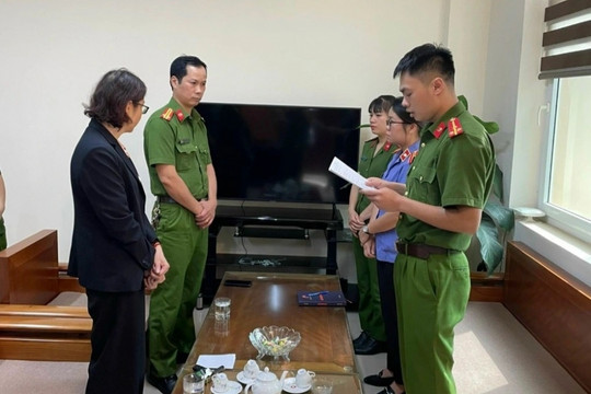 Một giám đốc công ty con của Bảo hiểm Bảo Việt bị bắt tạm giam
