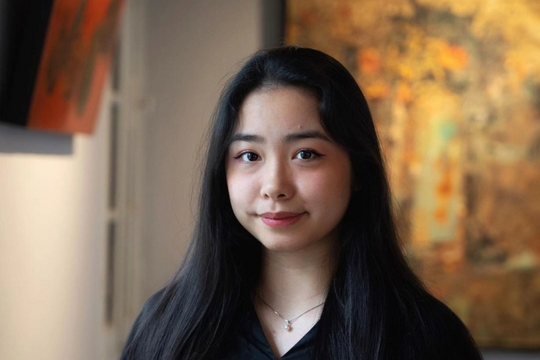 Nữ sinh GenZ học ĐH tinh hoa của ông Phạm Nhật Vượng đạt điểm SAT thuộc Top 1% thế giới, từng "gây bão" tại lễ trao giải VinFuture là ai?