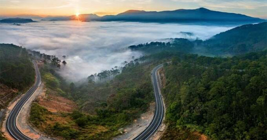 7 cung đường tuyệt đẹp của Việt Nam xuất hiện trên Tạp chí du lịch danh tiếng Thế giới: Hùng vĩ, trùng điệp như xứ sở thần tiên