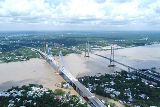 Cầu dây văng hơn 5.000 tỷ lớn nhất do Việt Nam tự xây dựng, là cây cầu dẫn cao tốc, hút khách du lịch vào các tỉnh miền Tây