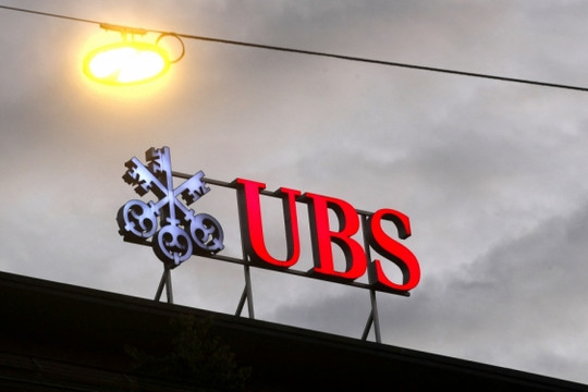UBS lỗ đậm sau thương vụ thâu tóm Credit Suisse