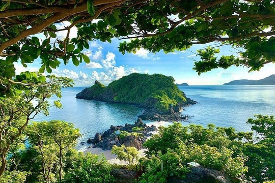 Quần đảo từng là sào huyệt khét tiếng của hải tặc, nay lại trở thành điểm du lịch độc đáo với bãi biển đẹp mê hồn nơi cực Nam Việt Nam