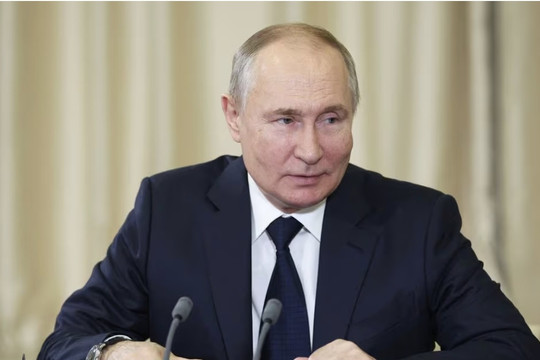 Tổng thống Putin ký sắc lệnh đổi tài sản bị phong tỏa