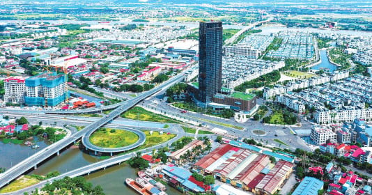 Thành phố phía Bắc Việt Nam phá kỷ lục xây gần 20 cây cầu trong 5 năm, được gọi là “thành phố của những cây cầu nghìn tỷ”, kết nối kinh tế và du lịch nội vùng