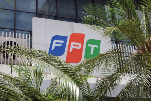 FPT báo lãi sau thuế 10 tháng đầu năm tăng 18% lên hơn 6.500 tỷ đồng