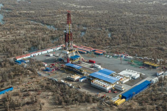 Trung Quốc chạm đến "kho báu" với giếng dầu khí sâu nhất châu Á:  Sâu hơn 9.400 mét, sản xuất 200 tấn dầu thô mỗi ngày