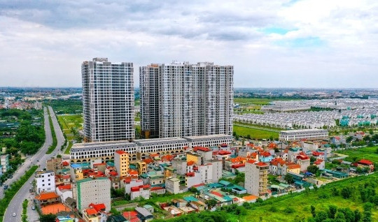 Sẵn 5 tỷ đồng, nên đầu tư căn hộ chung cư hay mua đất nền ven Hà Nội?
