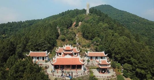 Tỉnh miền Trung Việt Nam chứa "kho báu" 35 tỷ USD lớn nhất ĐNÁ bị bỏ hoang hơn một thập kỷ, có ngôi chùa thiêng tọa lạc trên đỉnh ngọn núi đẹp và hùng vĩ bậc nhất dãy Hồng Lĩnh