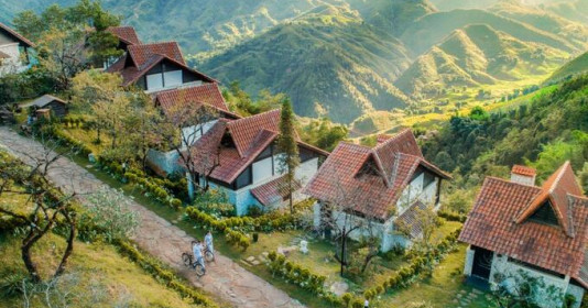 "Làng" 5 sao ở miền Bắc Việt Nam được cấp sổ đỏ vĩnh viễn, vị trí đắc địa 'lưng tựa Hàm Rồng, mắt hướng Mường Hoa' được UNESCO bảo tồn