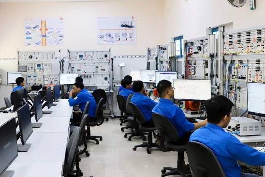 Bình Định: Đào tạo nhân lực đón đầu xu thế chuyển đổi số