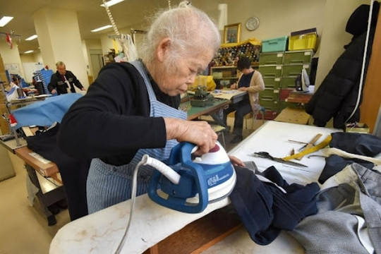 Cô đơn và nghèo khổ - Thực tế phũ phàng mà nhiều phụ nữ Nhật Bản phải đối mặt khi về già