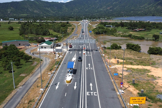 Cao tốc Nha Trang - Cam Lâm triển khai thu phí ETC không dừng của Elcom