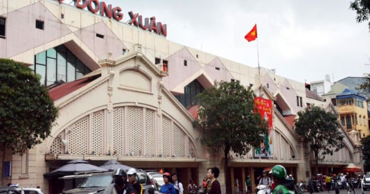 Choáng sốc giá bán khu chợ lâu đời nhất Thủ đô Hà Nội, 1m2 bằng cả căn chung cư