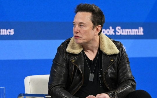 Bị các nhà quảng cáo tẩy chay, Elon Musk chửi thề tại hội nghị