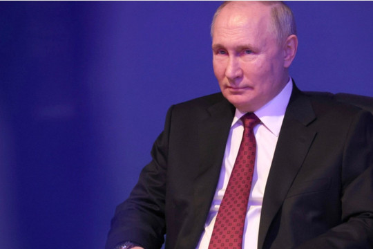 Tổng thống Putin thông báo tái tranh cử