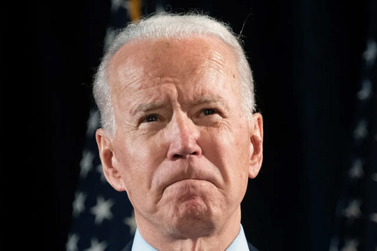 Ông Biden nhận tin buồn về khảo sát trước bầu cử