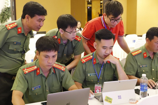 Phát triển bền vững nguồn nhân lực an toàn, an ninh mạng Việt Nam