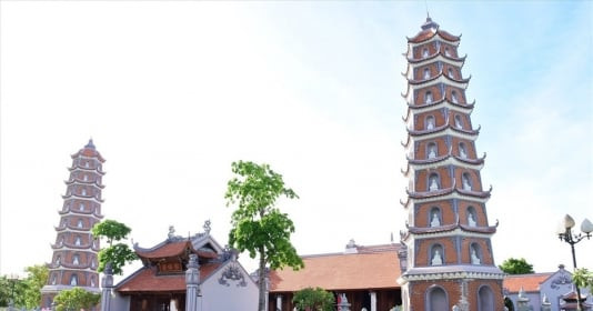Ngôi chùa 700 năm tuổi được tôn vinh cổ nhất miền Trung rộng gần 10.000m2, là Di tích lịch sử quốc gia