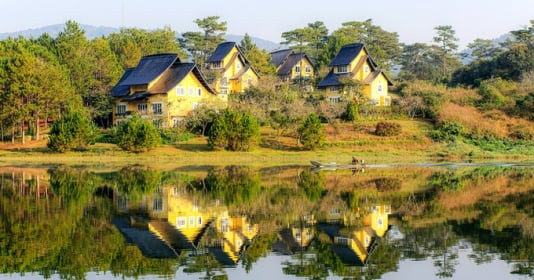 Khám phá khu du lịch duy nhất Việt Nam được UNESCO vinh danh tiêu biểu châu Á - Thái Bình Dương, thu hút du khách với màu xanh bạt ngàn của thiên nhiên núi rừng