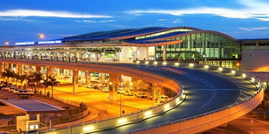 Sân bay Tân Sơn Nhất khai thác 900 chuyến bay mỗi ngày cho dịp Tết