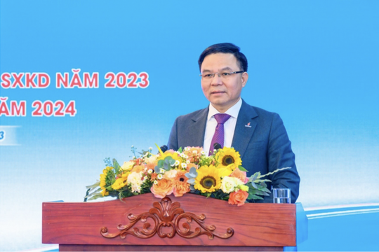 Ông Lê Mạnh Hùng giữ chức Chủ tịch Hội đồng thành viên Tập đoàn Dầu khí Việt Nam