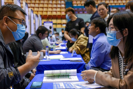 Giữa khủng hoảng thị trường việc làm, Trung Quốc đón gần 12 triệu sinh viên tốt nghiệp vào lực lượng lao động