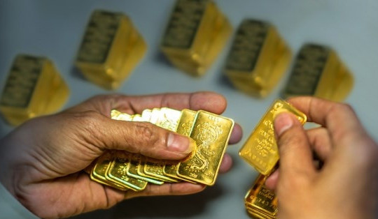 Giá vàng tăng vượt 80 triệu đồng/lượng: Như đấu giá, chuyên gia dự báo bất ngờ