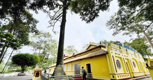 Khám phá đình cổ thờ danh thần vương triều Nguyễn từng được Liên hiệp các Hội UNESCO Việt Nam bình chọn vào Top 100 điểm đến ấn tượng Việt Nam