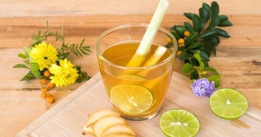 8 công dụng bất ngờ cho sức khỏe của trà làm từ loại cây có mùi thơm, vị cay phổ biến ở chợ Việt