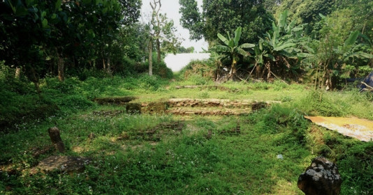 Sau 13 năm khai quật, di tích 1.000 năm tuổi tại Đà Nẵng vẫn phơi mưa phơi nắng