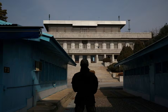 Triều Tiên cắt các kênh liên lạc với Hàn Quốc
