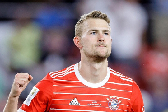 Ten Hag muốn MU vung tiền chiêu mộ trò cưng De Ligt