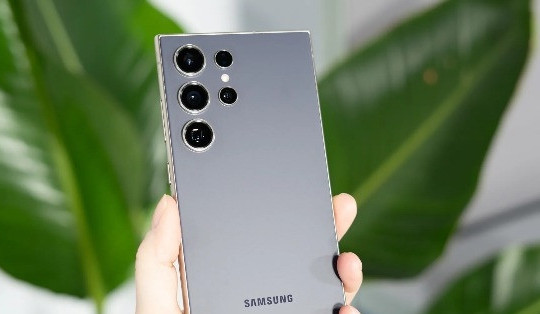 Samsung Galaxy S24 Ultra: Đắt hơn, mạnh hơn và thông minh hơn