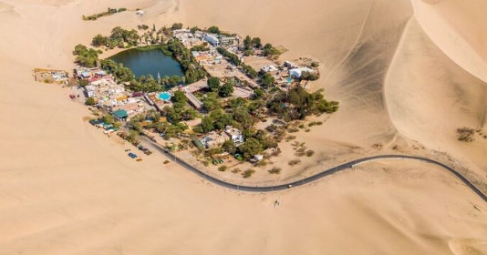 Ốc đảo đẹp ‘mê hồn’ giữa lòng sa mạc nhưng chỉ có 100 cư dân, nổi tiếng với truyền thuyết là nơi nàng tiên cá sinh sống