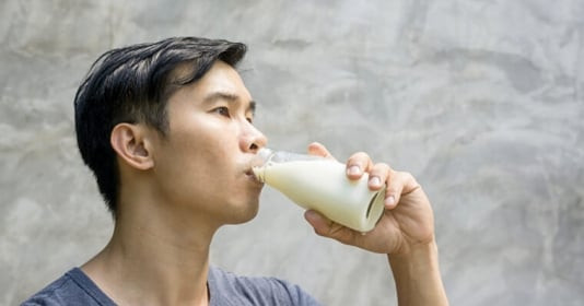 Phát hiện loại nước nhiều canxi hơn sữa bò, có sẵn nhiều ở Việt Nam giúp kiểm soát đường huyết cực tốt