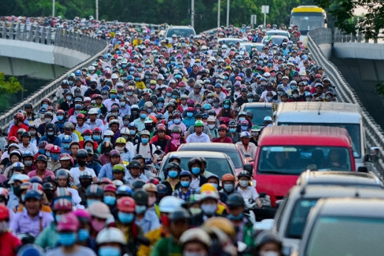 TP. Hồ Chí Minh sắp 'rót' hơn 67.000 tỷ đồng để giải cứu kẹt xe 4 cửa ngõ