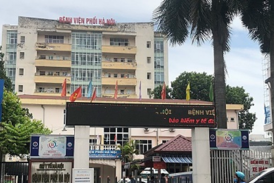 Một bệnh viện ở Hà Nội vẫn 'vừa làm vừa trả nợ', không có thưởng Tết