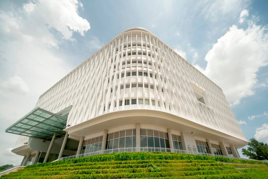'Ngôi nhà' sinh viên 420 tỷ đồng duy nhất Việt Nam đoạt Giải thưởng kiến trúc thế giới: Diện tích hơn 40.000m2, sân khấu biểu diễn sức chứa 1.500 người