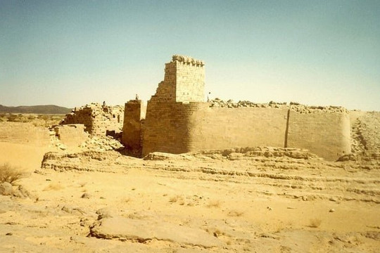 Kỳ quan đập nước 3.700 tuổi với khả năng biến sa mạc thành ốc đảo sụp đổ, khiến thành phố cổ diệt vong và khoảng 50.000 người phải di tán