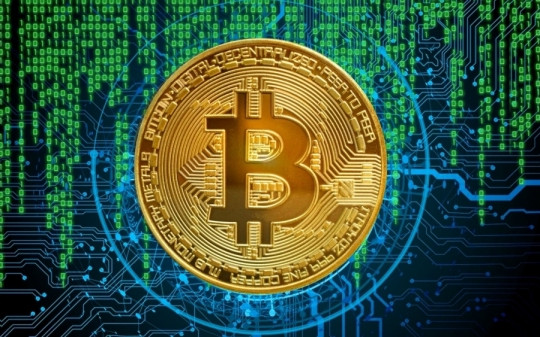 Giá vàng, Bitcoin 'rủ nhau' tăng mạnh