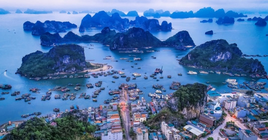 Thương cảng quốc tế đầu tiên của Việt Nam từng là trung tâm buôn bán lớn của Đông Nam Á, nay là điểm nhấn của vùng kinh tế trọng điểm Bắc Bộ