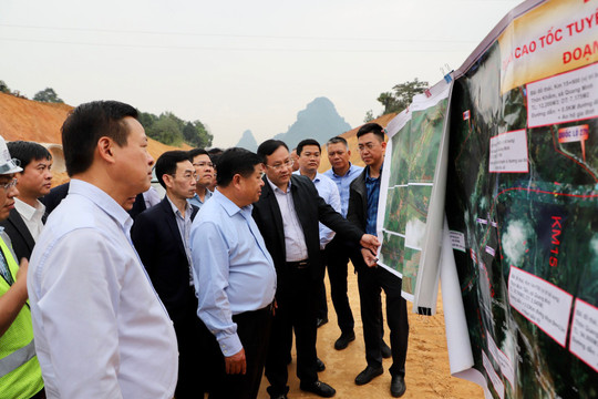 Đốc thúc tiến độ dự án cao tốc Tuyên Quang-Hà Giang ngay từ đầu năm