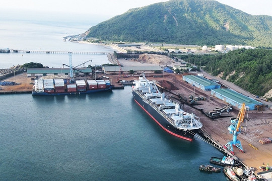 Lộ liên danh nhà đầu tư muốn làm đường nối cảng biển Việt Nam qua Lào tới Thái Lan