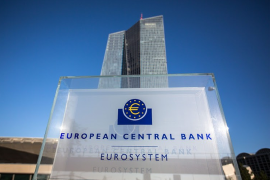 ECB lần đầu báo lỗ kể từ năm 2004 sau hàng loạt đợt tăng lãi suất