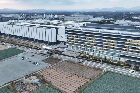 'Đại gia' bán dẫn TSMC khánh thành nhà máy chip đầu tiên tại Nhật Bản