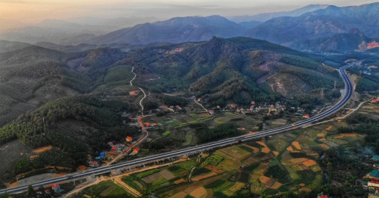 Tỉnh là ‘ngôi sao’ du lịch của Việt Nam chuẩn bị đón trạm dừng chân trên cao tốc dài hơn 170km 
