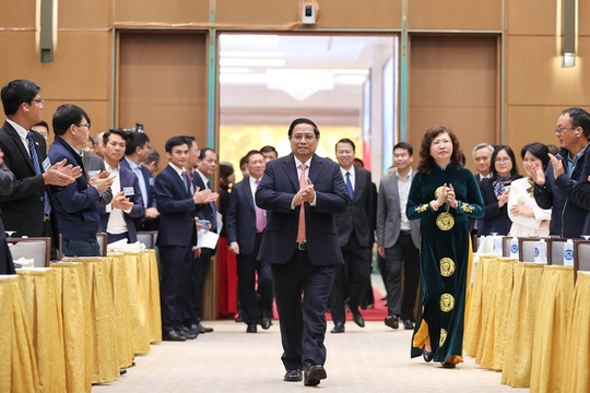 [Tổng thuật] Thủ tướng Phạm Minh Chính chủ trì Hội nghị triển khai nhiệm vụ phát triển thị trường chứng khoán năm 2024