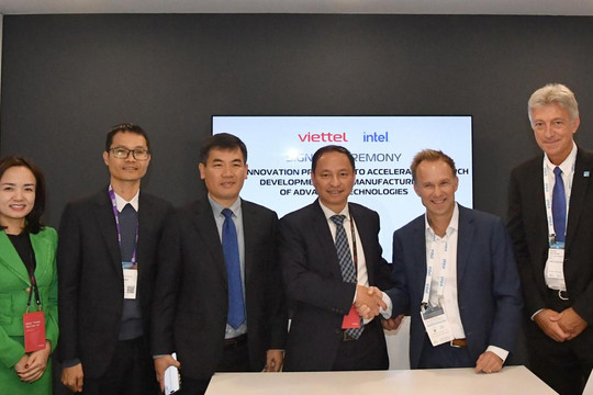 Viettel 'bắt tay' Intel triển khai dịch vụ thương mại AI và 5G