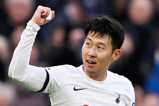 Son Heung-min 'nổ súng', Tottenham thắng ngược ngoạn mục